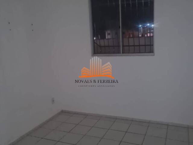 #734 - Apartamento para Venda em Vila Velha - ES