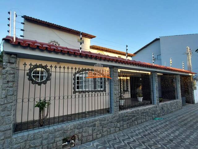 #1684 - Casa para Venda em Vila Velha - ES - 1