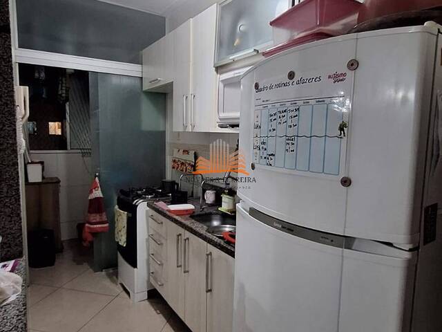 #1693 - Apartamento para Venda em Vila Velha - ES - 3