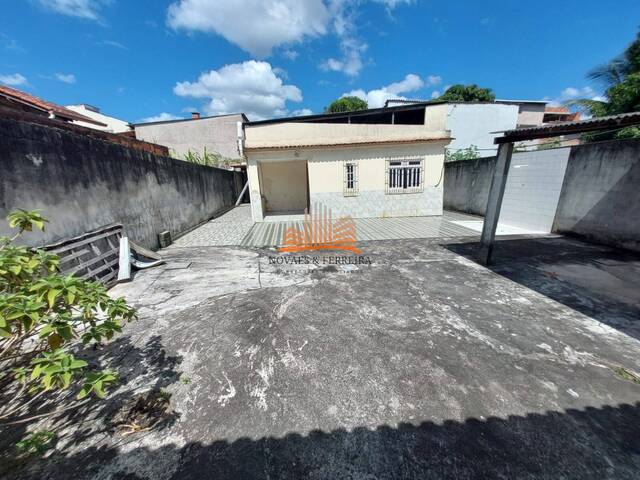 #1696 - Casa para Venda em Vila Velha - ES - 1